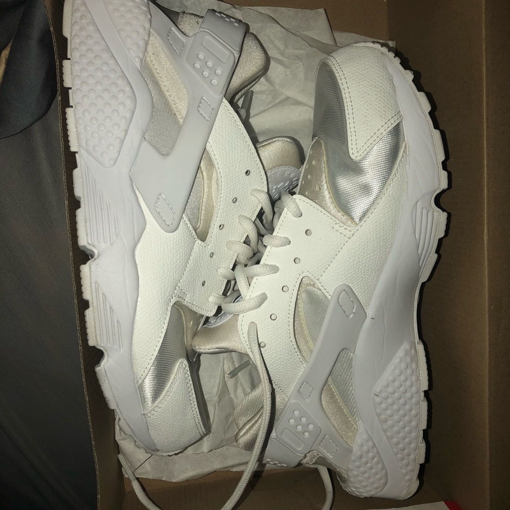 Women Nike Huarache